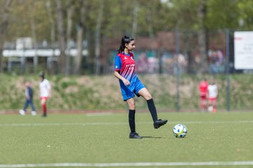 Bild 67 - wCJ Walddoerfer 2 - VfL Pinneberg 2 : Ergebnis: 7:0
